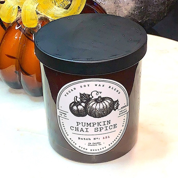 LEOBEN CO CANDLE PUMPKIN CHAI SPICE NO 151  1 WICK 9 oz NEW - Picture 2 of 3